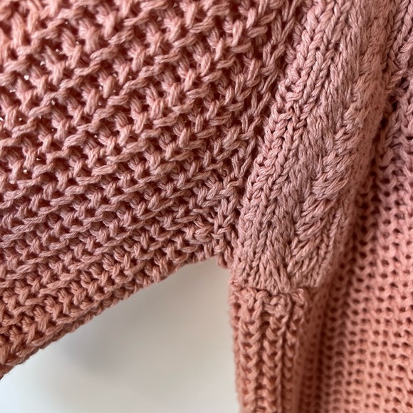 Garnet Hill Maren Linen & Organic
Cotton Cardigan - Picture 6 of 7